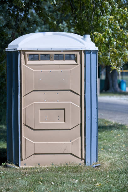 Portable Toilet Options We Offer in Napoleon, OH